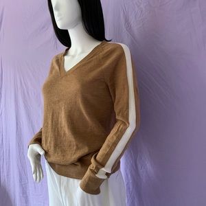 Banana Republic Beige Wool V-Neck Sweater
